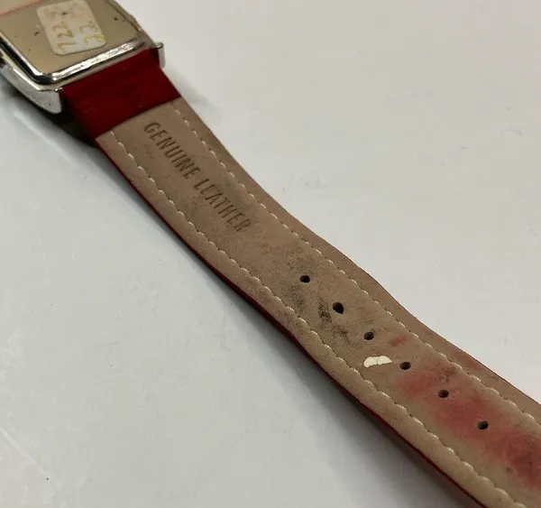 Pedre | Vintage Red Genuine Leather Silver Watch - Image 4