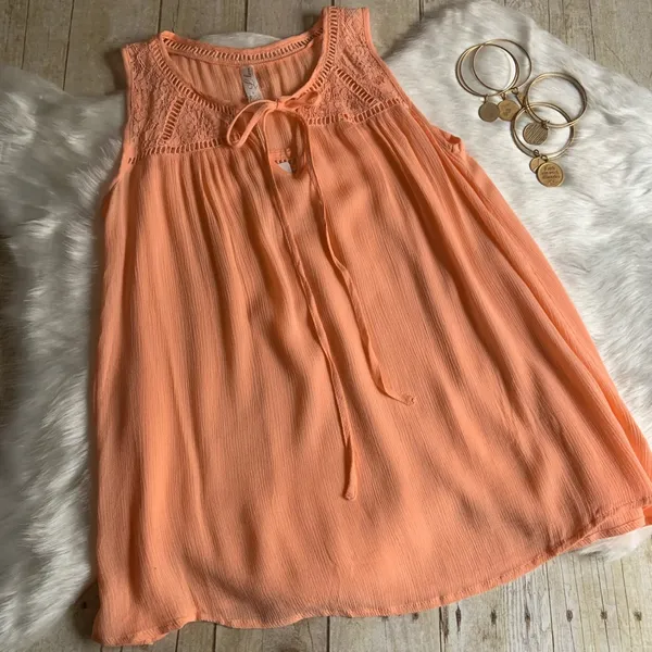 L Love Dusty Peach Crochet Lace Trim Sleeveless Top - Image 2