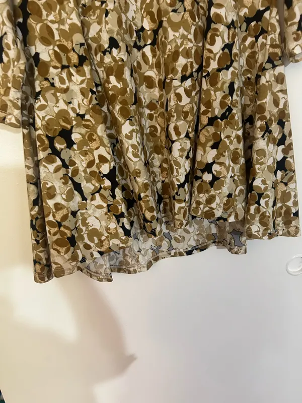 Taupe Tunic with Circle Design Brown Size L - Image 6