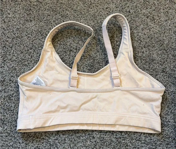 Gymshark Sports Bra - Image 2