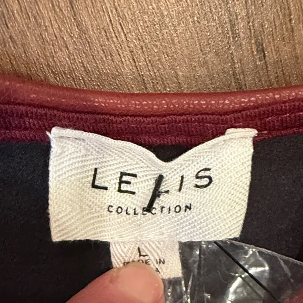 Le Lis Burgundy Faux Leather Bodysuit NWT Size Large C11-047 - Image 3