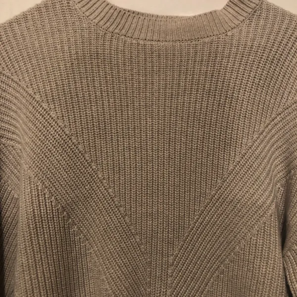 Abercrombie & Fitch Size M Crew Wedge Pullover Knit Sweater in Cream - Image 6
