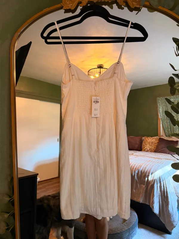 Abercrombie and Fitch cream slip dress - Image 2