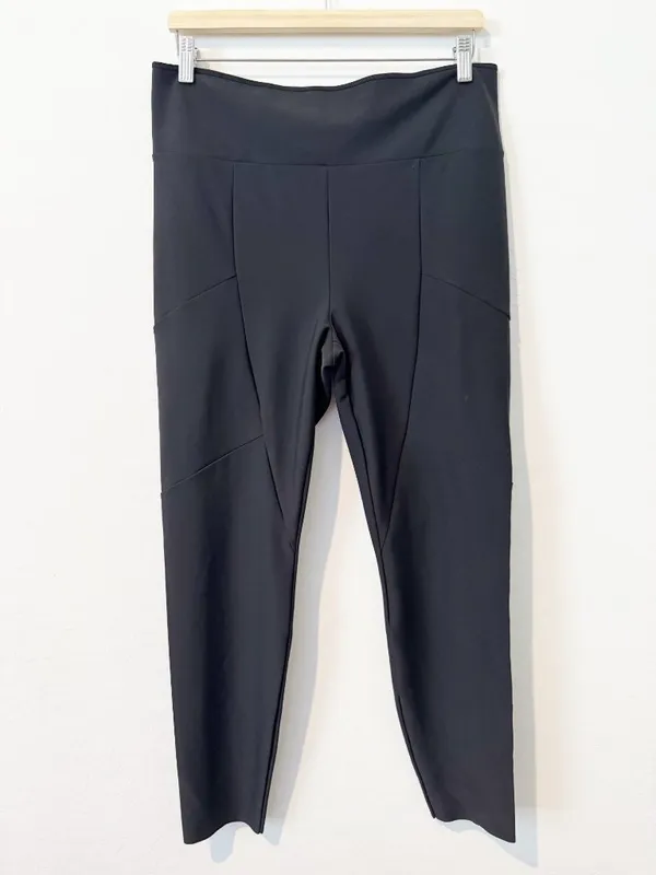 Athleta Stellar City Tight Size 14 Black High Rise Leggings Pilates‎ Sporty Chic - Image 4