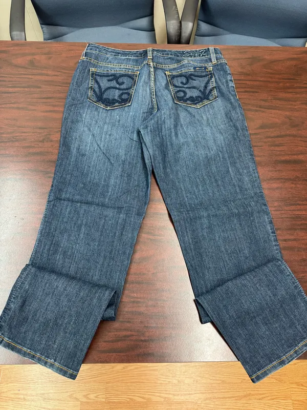 7 For All Mankind Straight Leg Denim Jeans Size 10 - Image 3