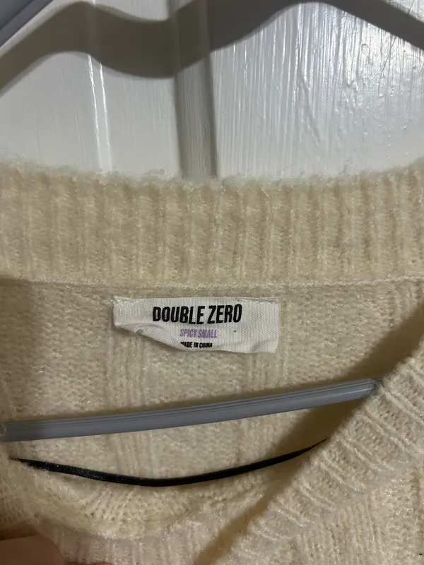 Target White sweater - Image 3