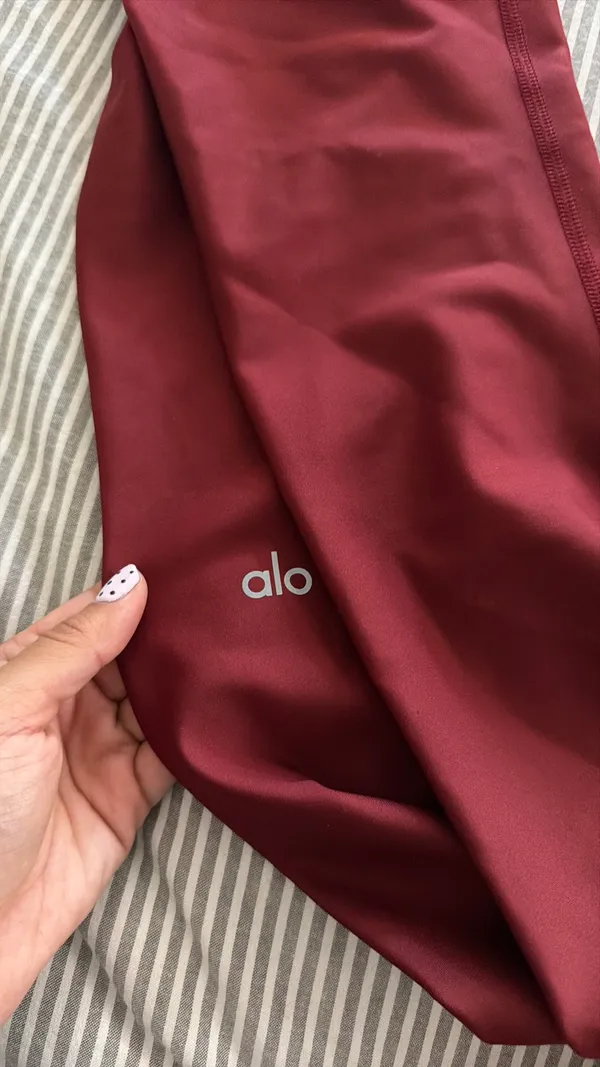 Alo Yoga Leggings - Image 4