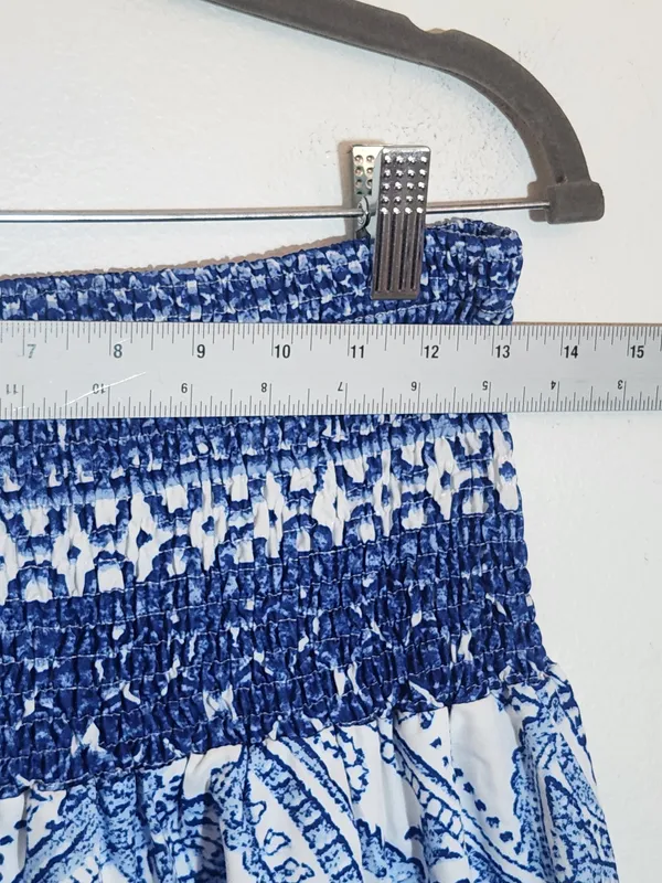 Shein Blue and White Floral Paisley Maxi Skirt Size Medium NWOT - Image 4