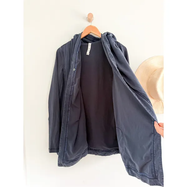 Lululemon | Blissed Out Wrap Hooded Tencel Jacket Navy | Sz 6 - Image 9