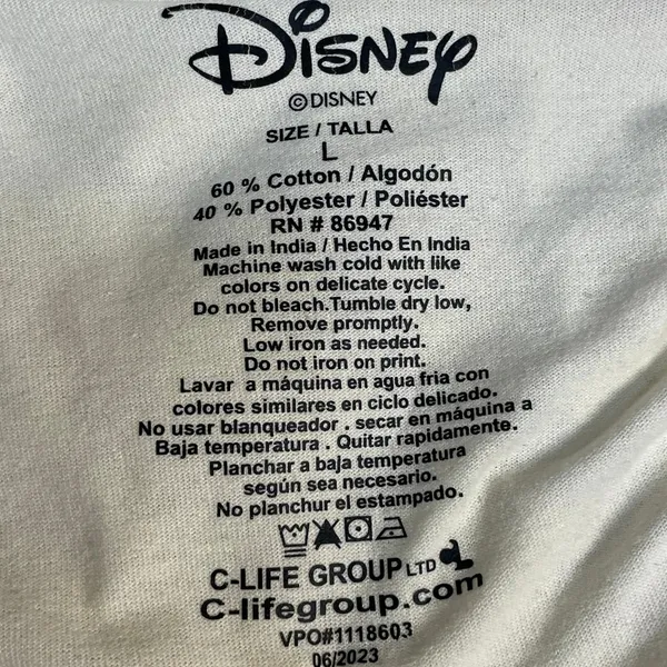 Disney Mickey & Friends Women's Cream Short Sleeve Graphic Tee T-shirt Top Sz L - Image 4