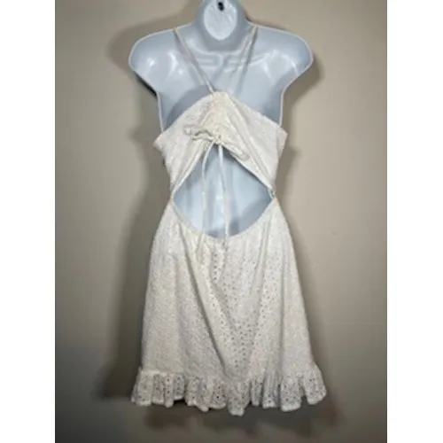 MINKPINK x REVOLVE Eyelet Mini‎ Dress Medium White Cutout Back Ruffle Hem Bride - Image 6