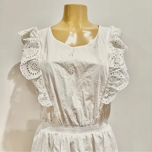 New Steve Madden Eyelet Ruffle Dress Sz L White Elastic Waist Cotton NWT - Image 2