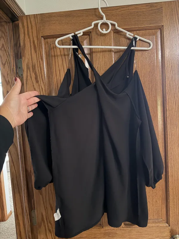 Black cold shoulder Chicsoul  - Image 2