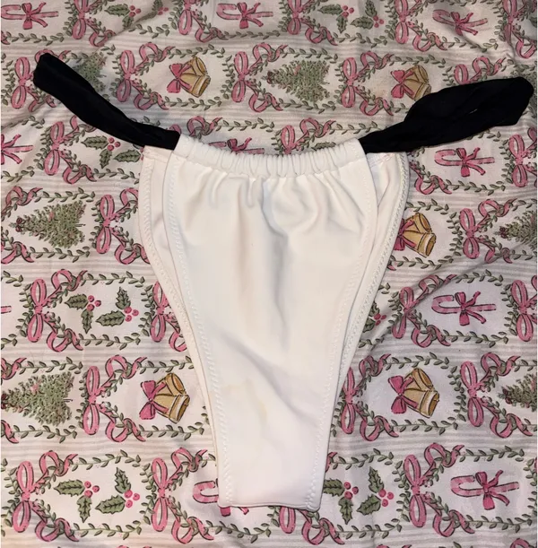 Triangl strawberry milk mob bikini - Image 7
