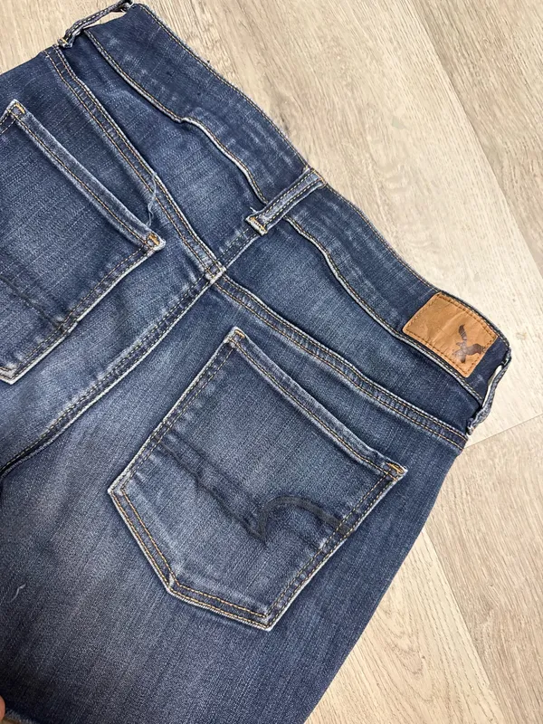 American Eagle Midi Denim Shorts - Image 6