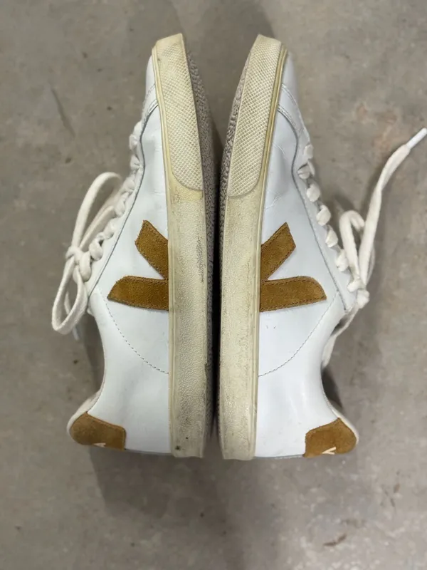 Veja Esplar Leather Sneakers in White Safran Suede Woman's Size 37 - Image 5