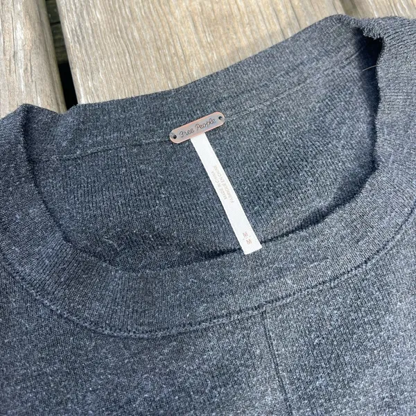free people | grey crewneck sweater | size medium top - Image 2
