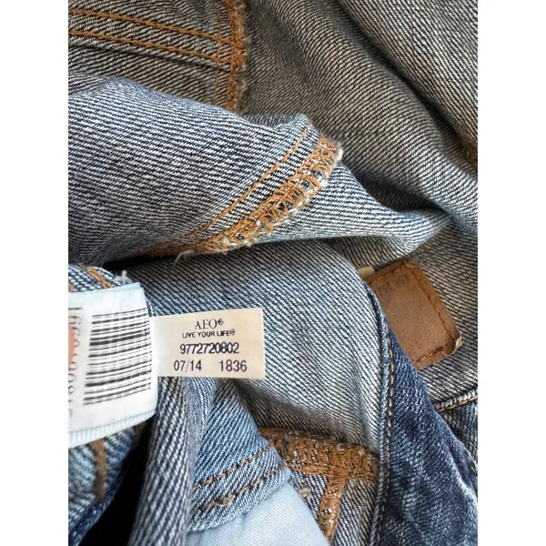 American Eagle 100% Cotton Medium Wash Denim Jacket - Image 10