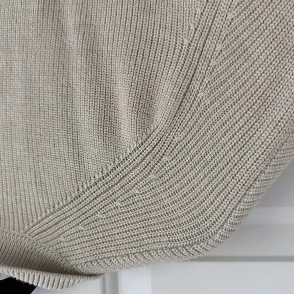 Lululemon Collared Merino Wool Blend Sweater Size L Heathered Bone Cropped - Image 3