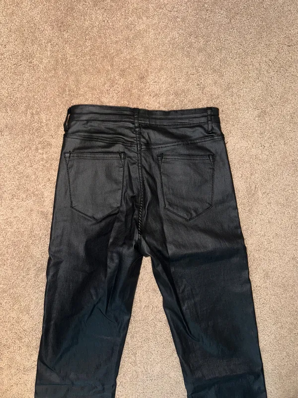 Edikted Pants Leather Flare - Image 4