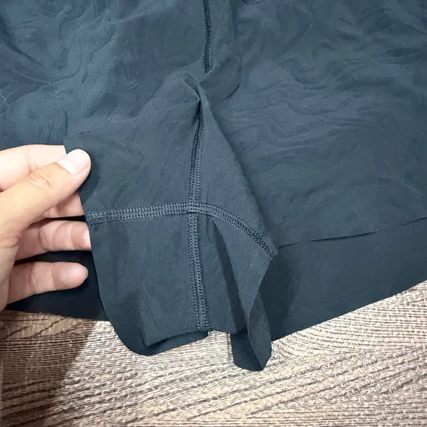lululemon shorts - Image 4