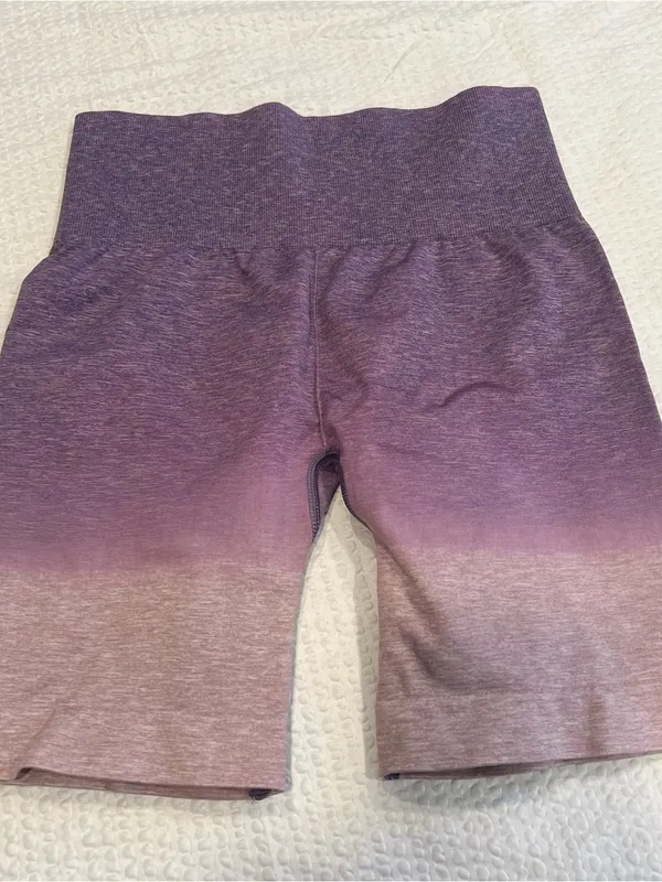 Gymshark purple ombre shorts size S women - Image 3