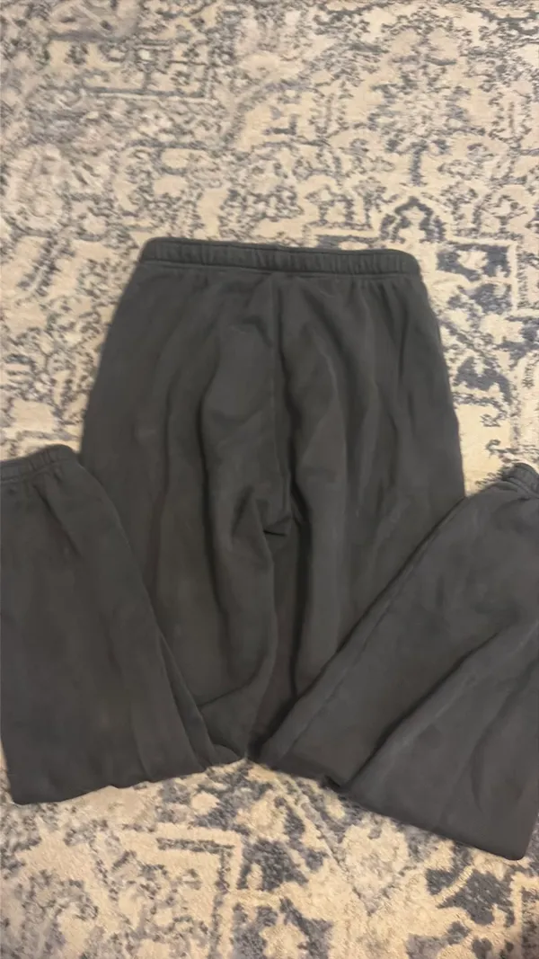 Aritzia Sweatpants - Image 3