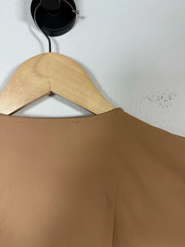 Zara Cropped Fitted Short Sleeve Tee Tan Stretch Top Size M - Image 4