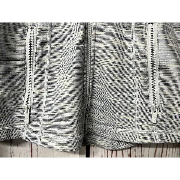 Lululemon Define Full Zip Up Jacket - Wee Are From Space Blue Striped - Size 6 - Image 2