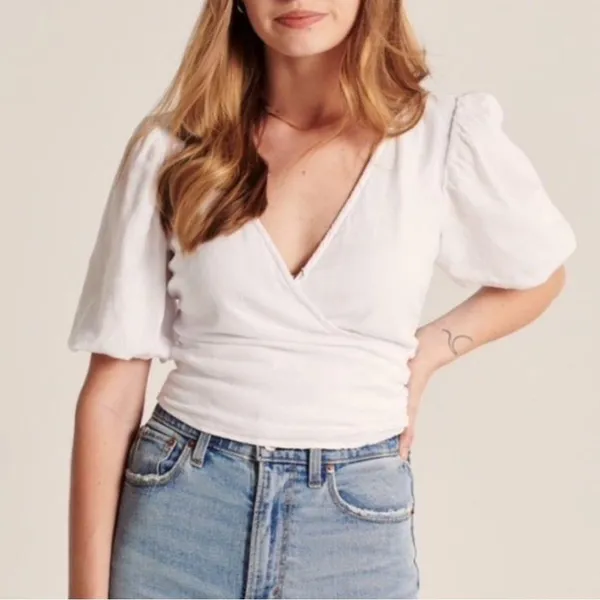 NWT Abercrombie & Fitch Striped Linen Wrap Top XS - Image 2