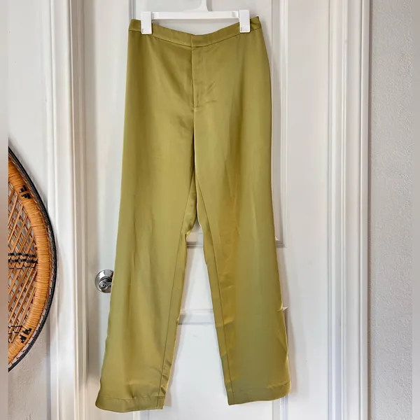 Reformation Avocado Green Straight Leg Pants size‎ 8 Casual Office Summer Party - Image 2