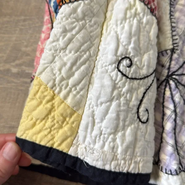 Little Bit Different By Lynne Valentine Butterly Quilt Jacket OS - Image 7
