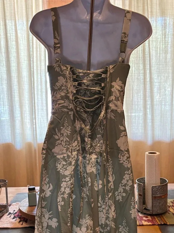 NWOT Floral Green Midi Dress - Image 6