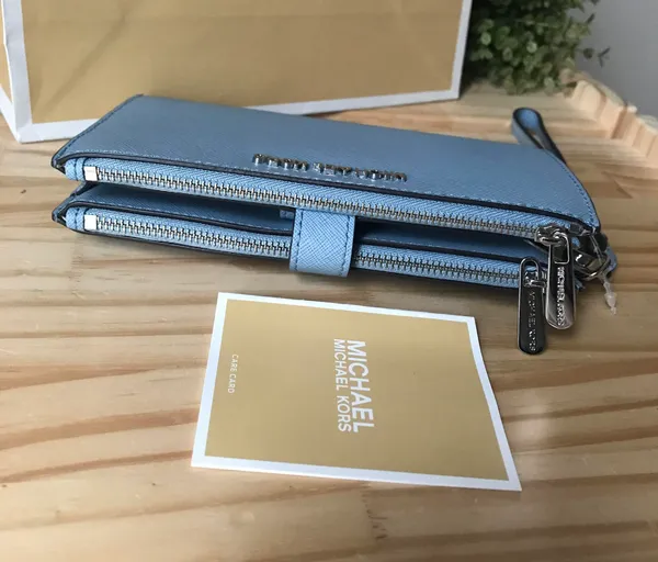 Michael Kors Wallet - Image 3