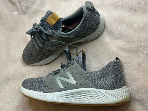 New Balance Fresh Foam Sports YPSPTLG Gray Running Shoes Sneakers Women Size 8 - Image 4