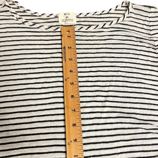 Urban Outfitters Pins and Needles Stripe XS Women's Raw Hem Swing Top Blouse‎ Oversized - Image 10