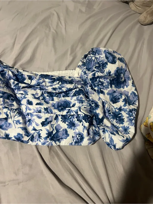 Abercrombie & Fitch Blue Floral‎ Puff Sleeve Crop Top Smocked Pleated L - Image 12