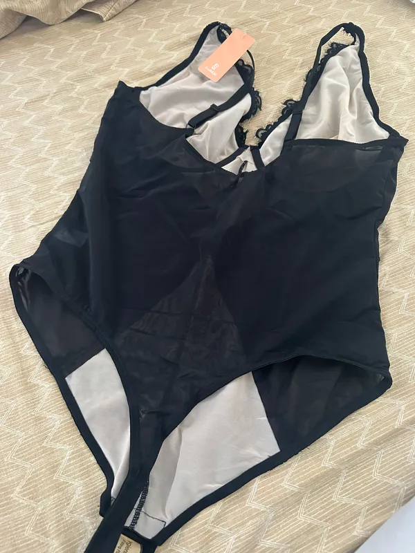 Shapewear Bodysuit V Neck Tummy Control Tank Tops Low Back Thong Bodysuit - Image 7
