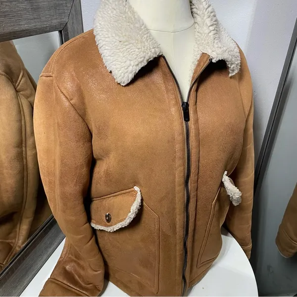 thick faux sherpa lined coat size xl - Image 4