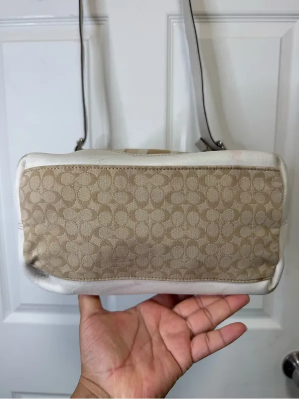 Coach Beige Signature Stripe Crossbody Bag - Image 5