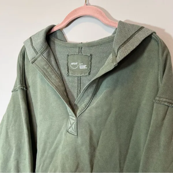 Aerie Women’s Green‎ V-Neck Hoodie XS - Image 2