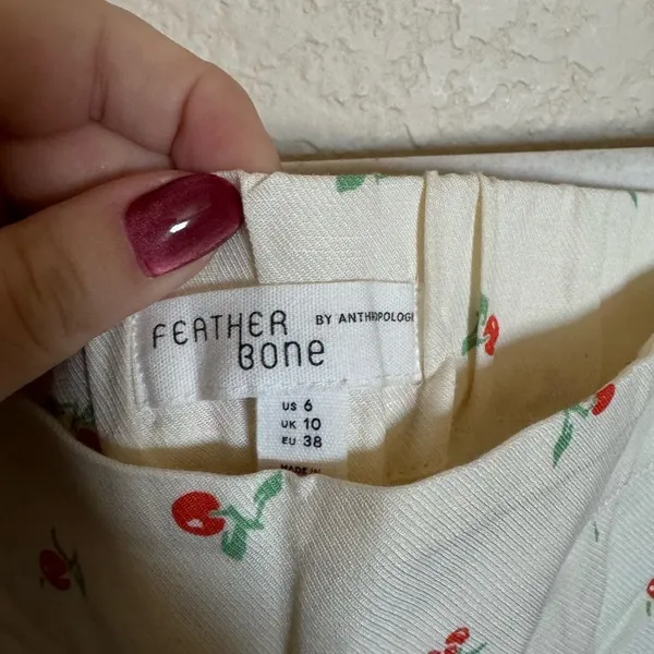 Anthropologie Feather Bone Talese Wide Leg Linen Blend Cherry Print‎ Pants Sz 6 - Image 5