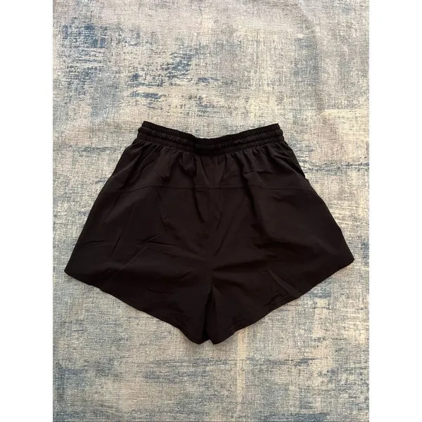 Lululemon Black White Lightweight High Rise Relaxed Liner Short 3" W7DD9S Size 2 - Image 2
