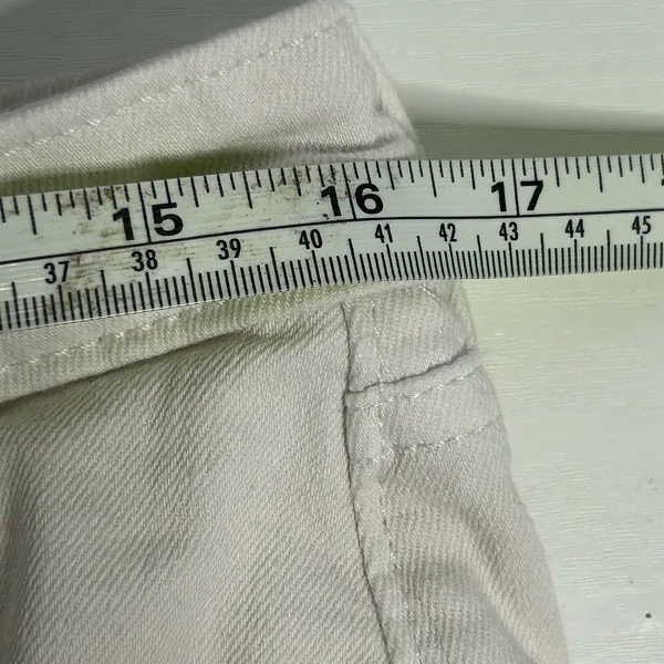 Levi Strauss Signature Gold White Bermuda Shorts Size 14 Stretch - Image 8