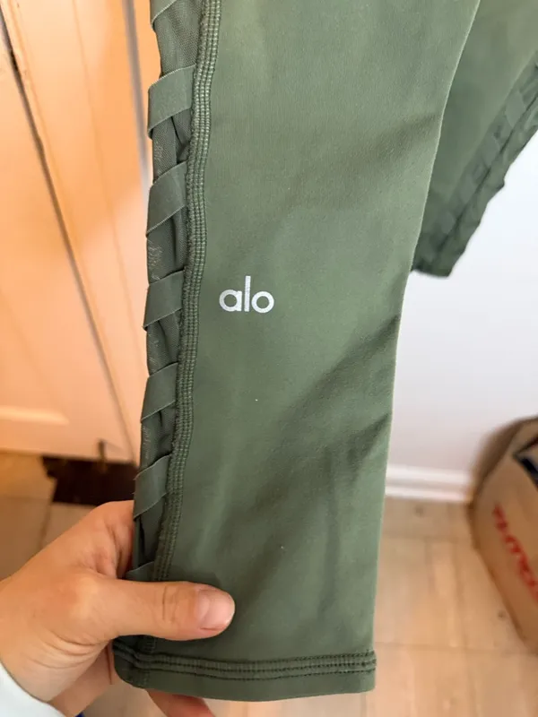 ALO Yoga Olive Green Mesh Braided Cropped Leggings - Image 4