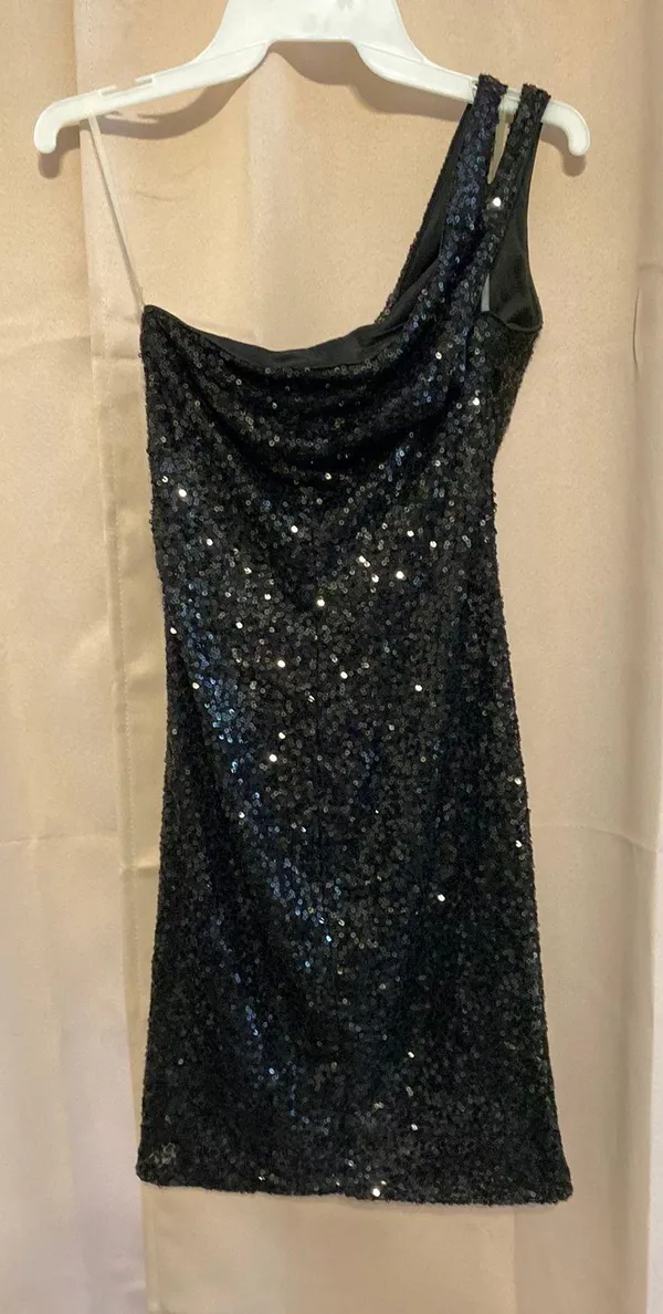 Black Hoco Dress Size M - Image 2