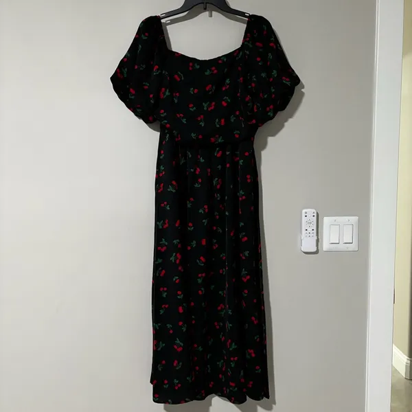 Petal & Pup Chlo Puff Sleeve Midi Sundress Cherry Print Size L - Image 2