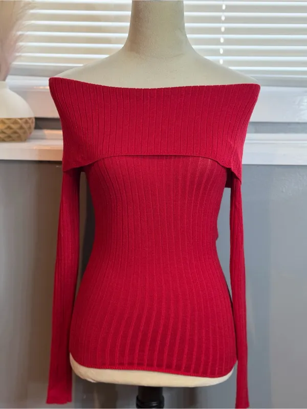 Source Unknown Off-the-Shoulder Ribbed Sweater Top in Red - Image 3