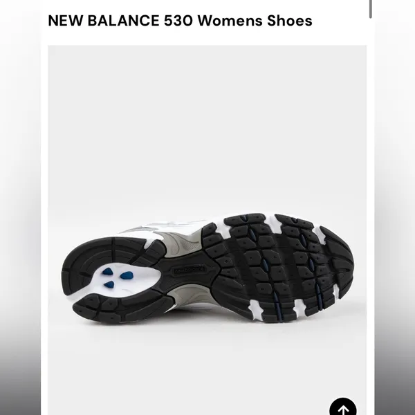 New Balance White and Gray Women's Shoes - Image 4