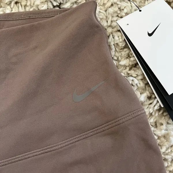 NWT NIKE Zenvy High-Waisted 5" Biker Shorts - Image 3